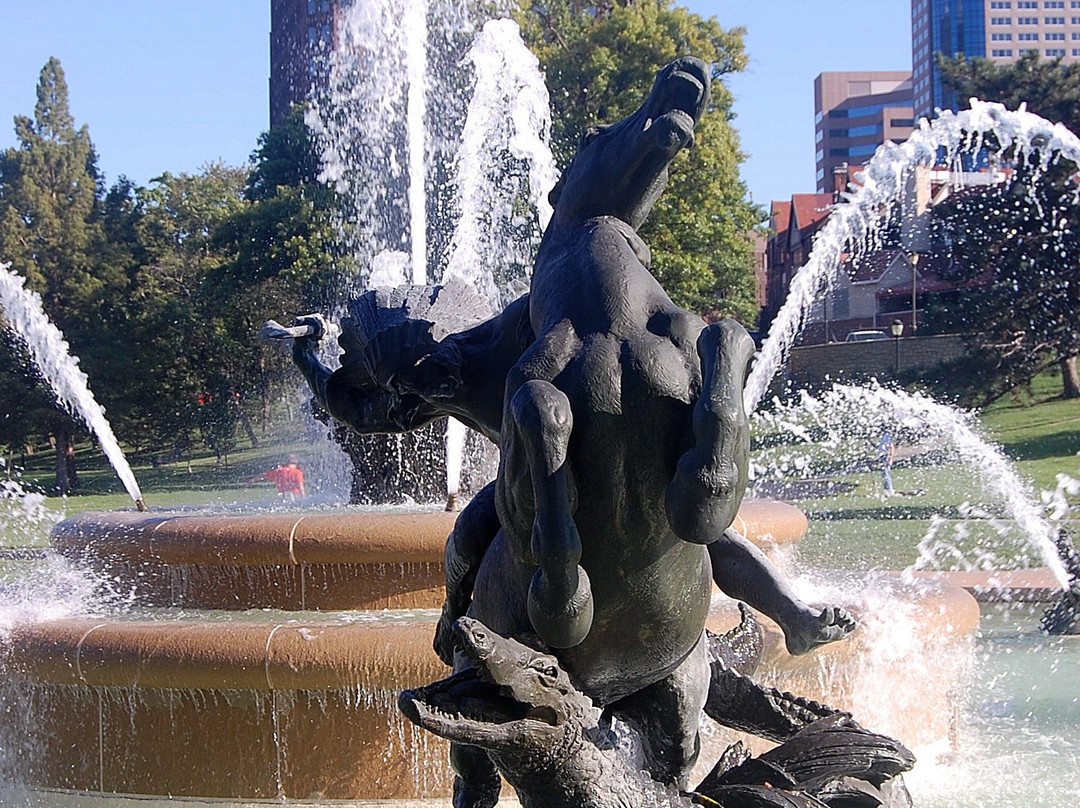 J.C. Nichols Memorial Fountain景点图片