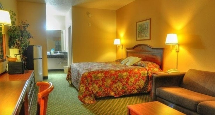 Lone Star Inn & Suites主图