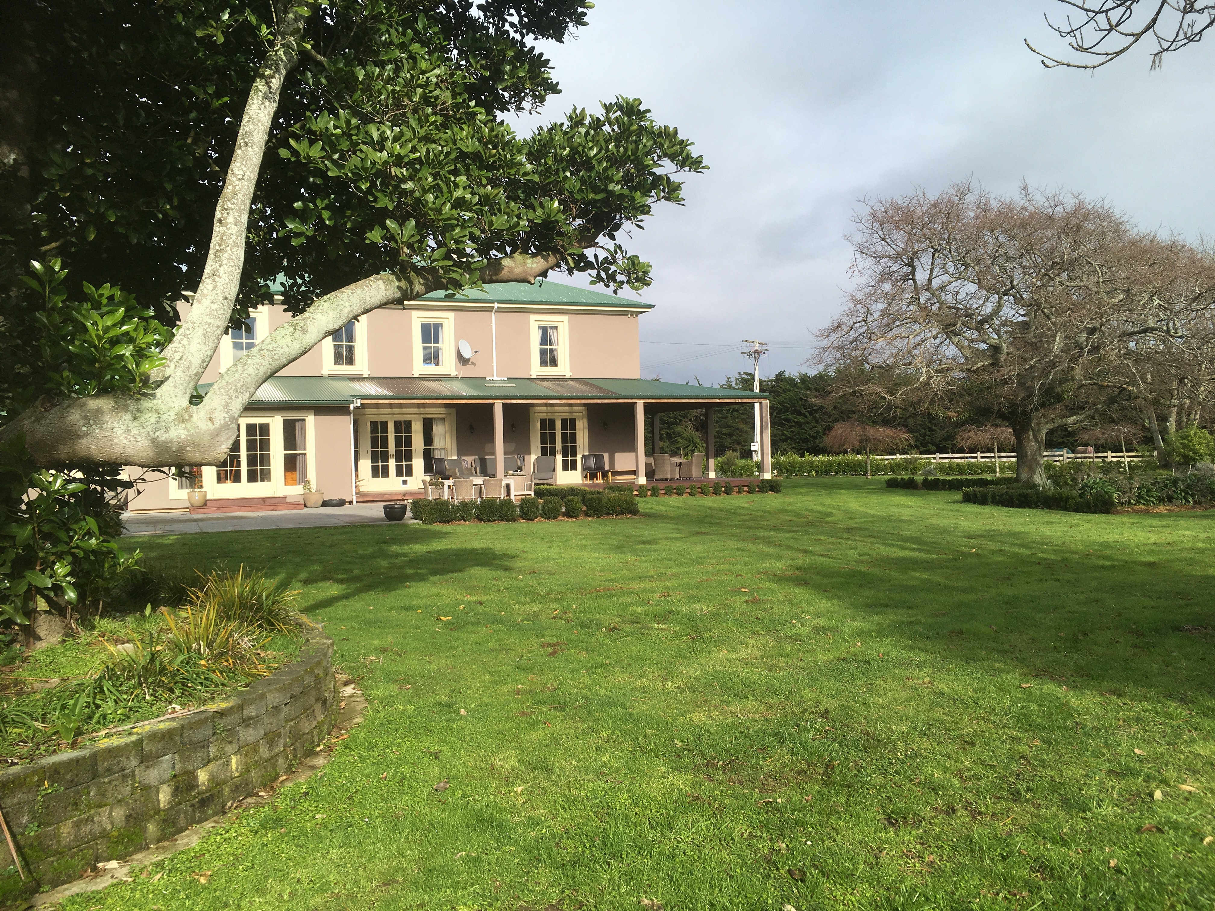 Hewitts Homestead-官方