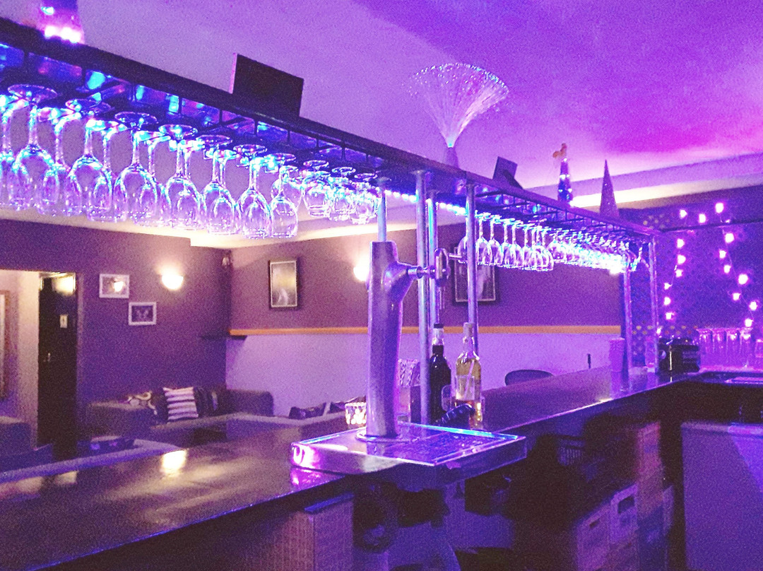 Jayne's Purple Lounge景点图片
