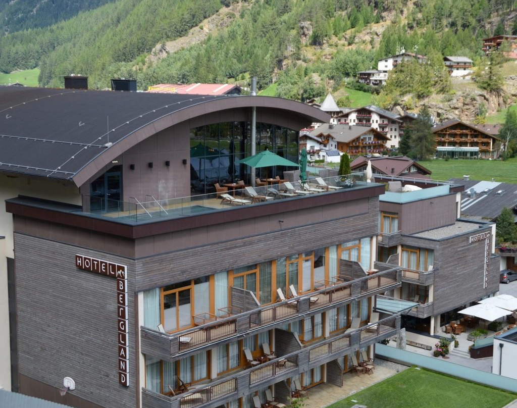 Bergland Hotel Sölden主图