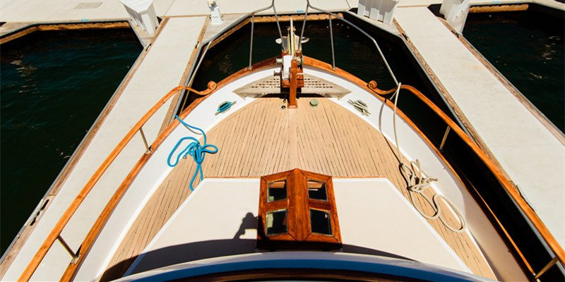 The Blue Moon-玛丽安德尔湾必去景点