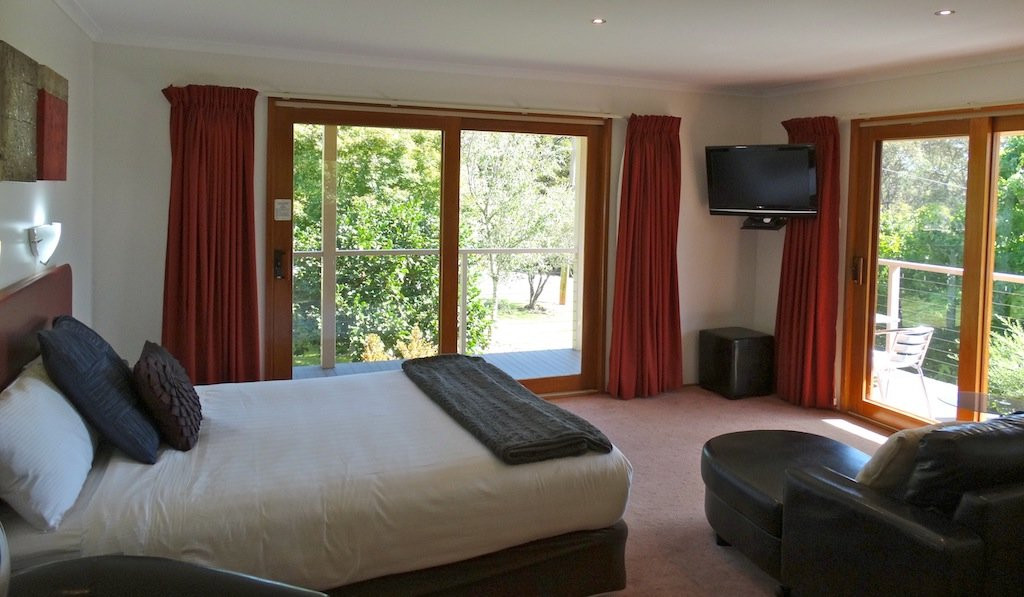 Cloverhill Hepburn Springs主图