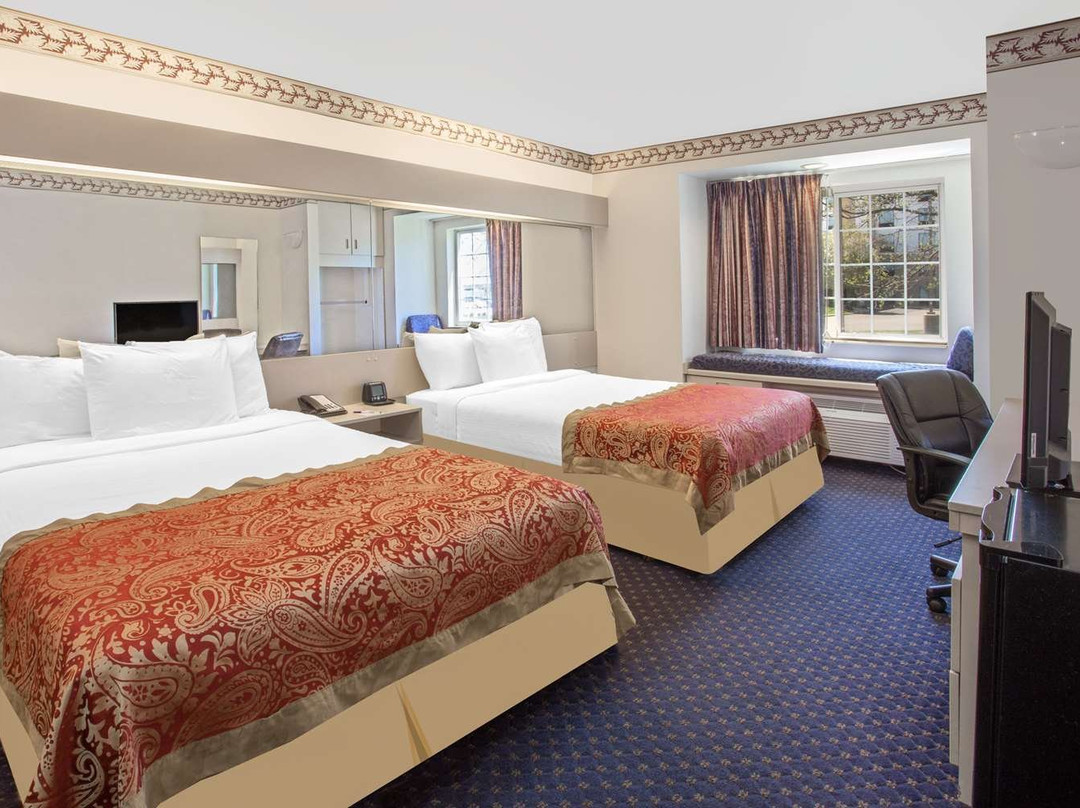 Microtel Inn & Suites by Wyndham Janesville主图