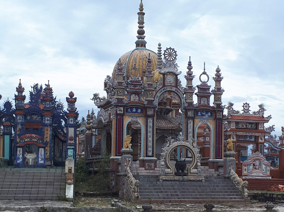 City of Ghosts - An Bang Cemetery景点图片