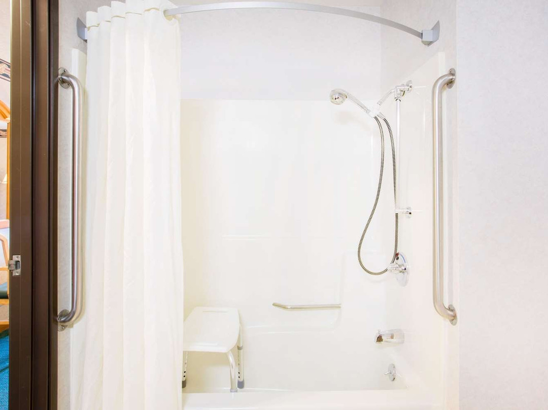 Burgundy Inn & Suites By OYO El Paso主图