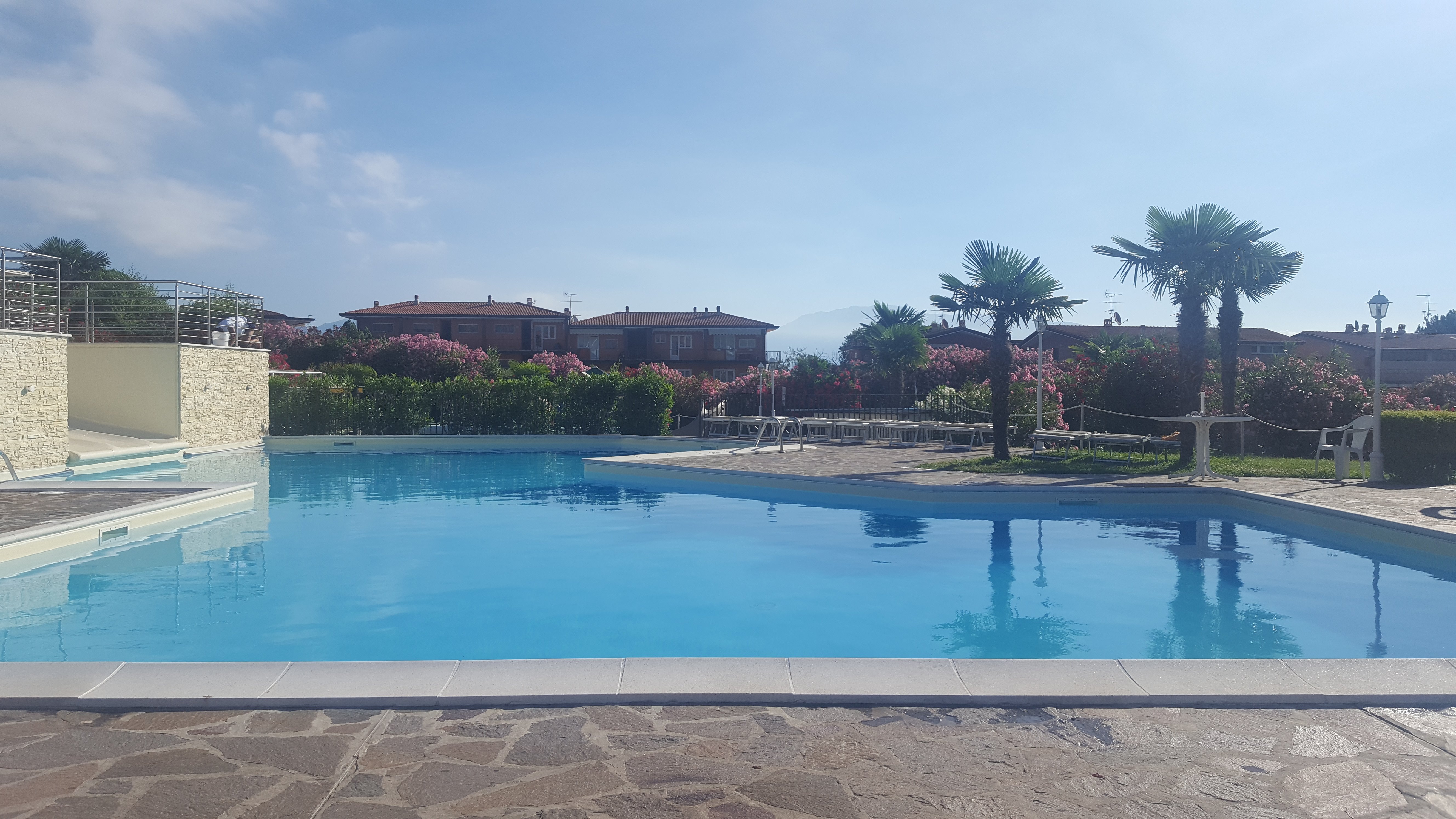 Residence Apparthotel San Sivino-泳池