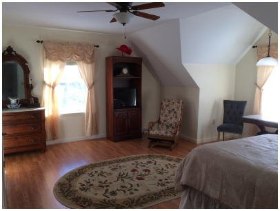 Loon Meadow Farm Bed & Breakfast主图