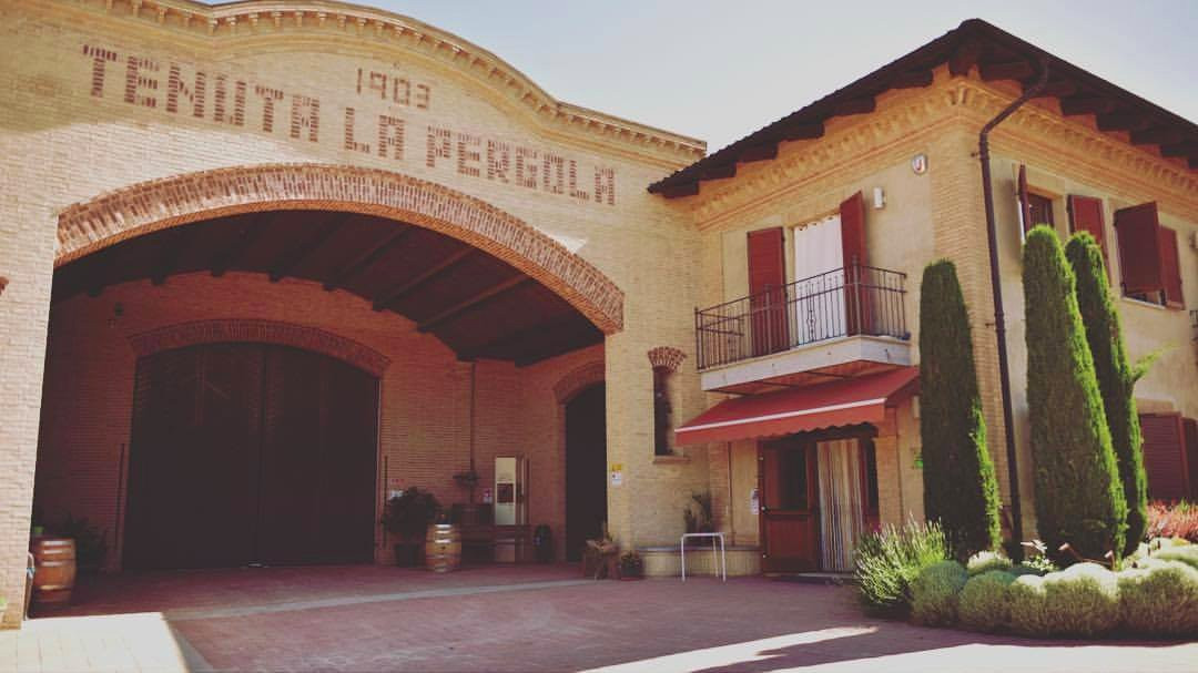 Tenuta La Pergola Cantina景点图片