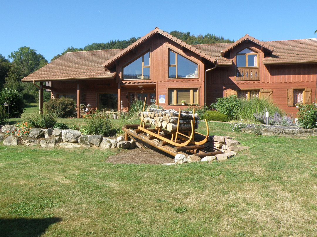 Les Chalets De Cathy主图