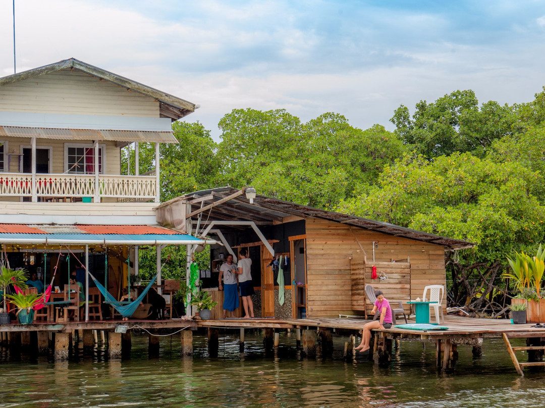 BarrBra BnB Over The Sea主图