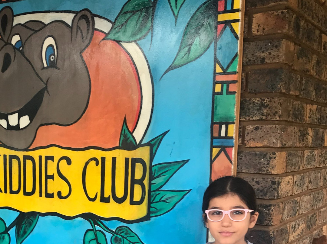 巴库蓬布什旅馆主图