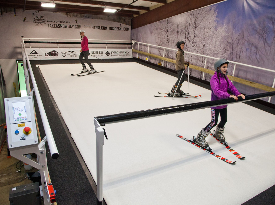 Inside Ski Training Center-Leesburg必去景点