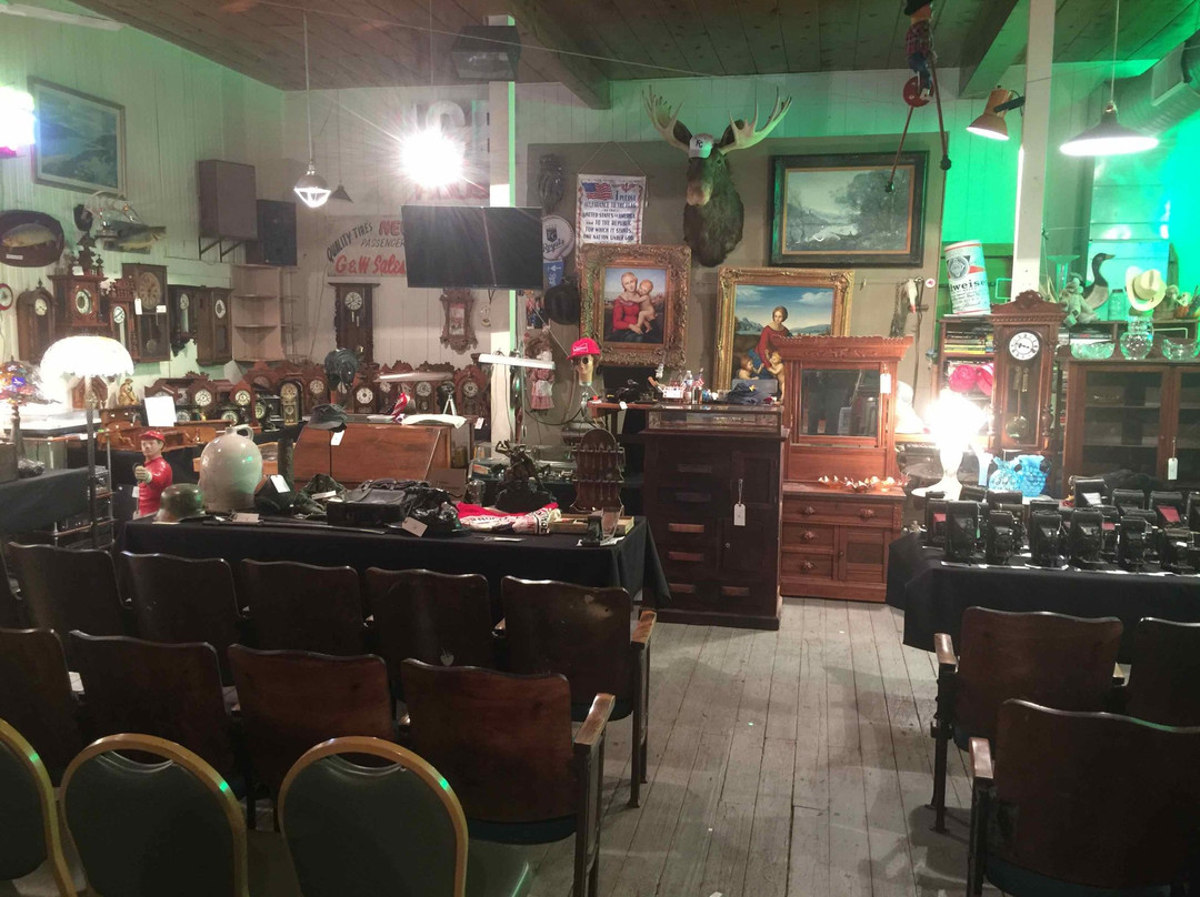 icehouse Auction-Lee's Summit必去景点