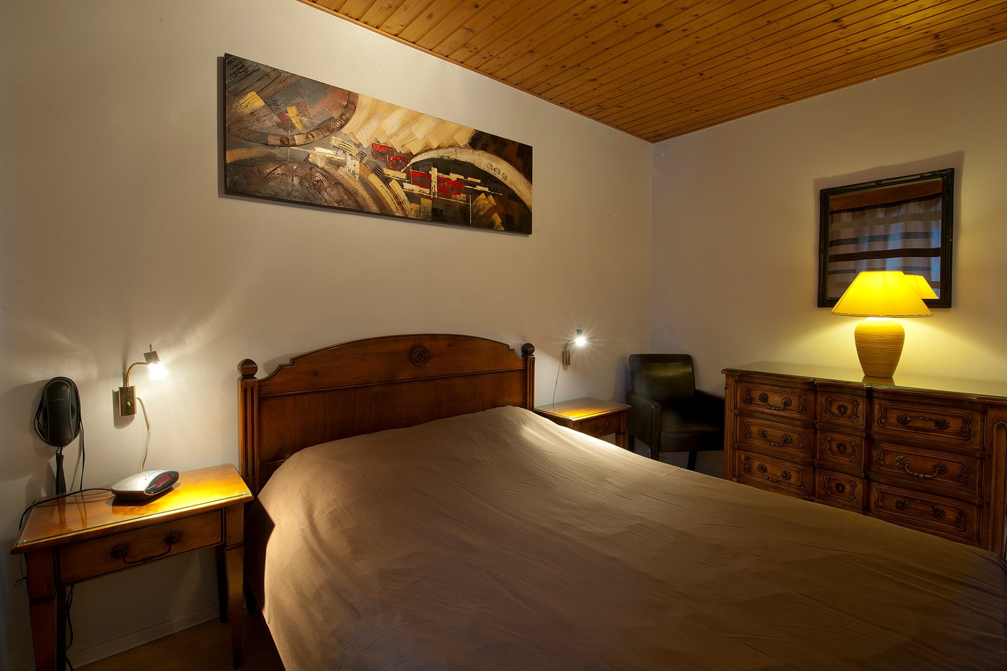 Hotel aux Deux Clefs-官方