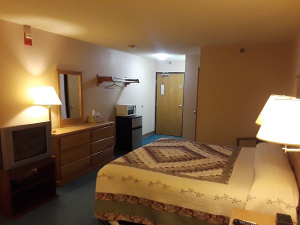 Chicaugon Lake Inn-官方