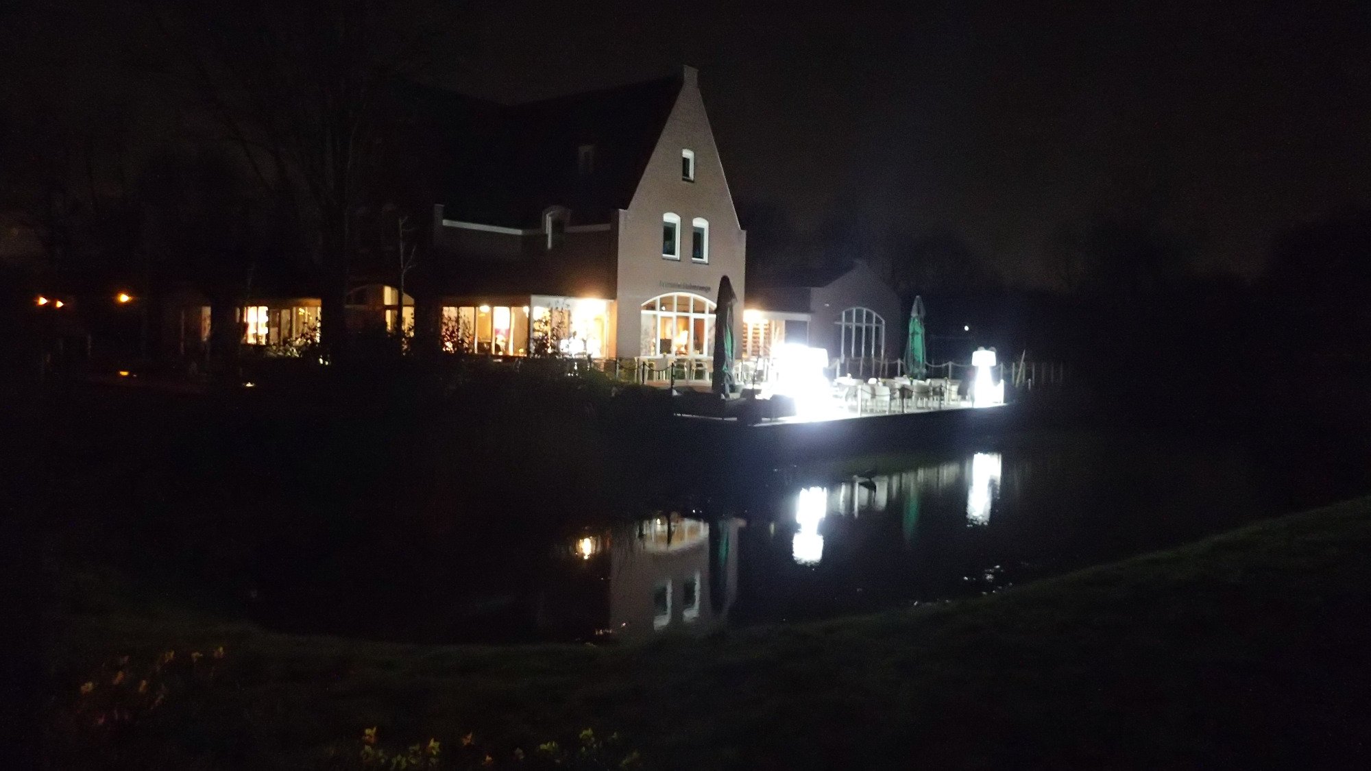 Hotel De Keizerskroon-餐饮