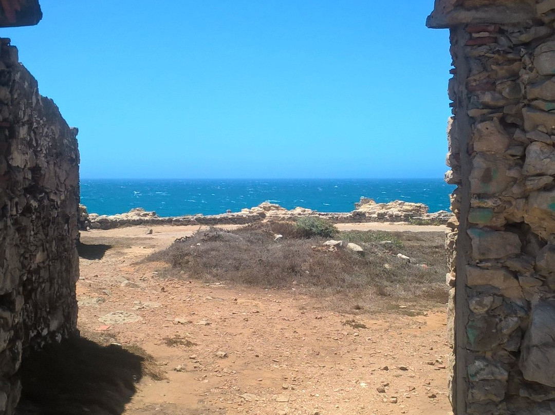 Cresmina Beach景点图片