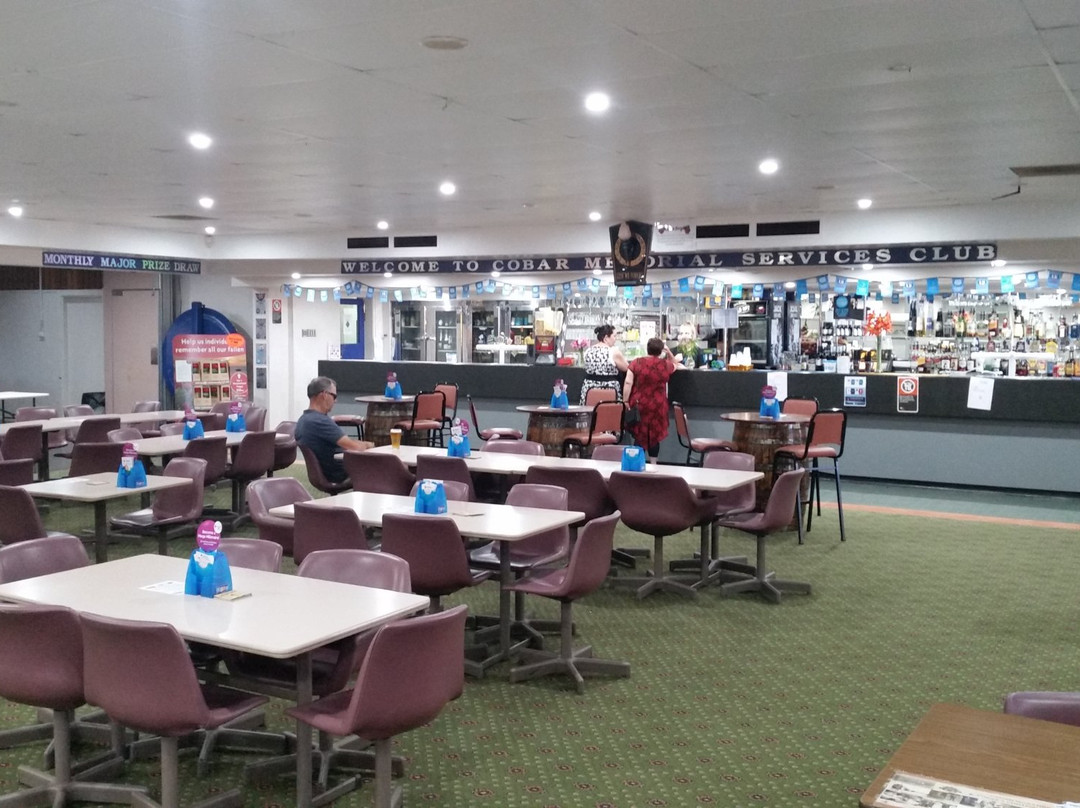 Cobar餐馆和美食-Cobar Memorial Service Club