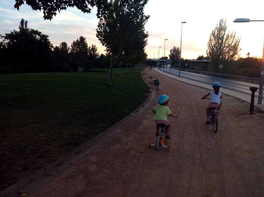 Parque Periodista Tico Medina-格拉纳达必去景点