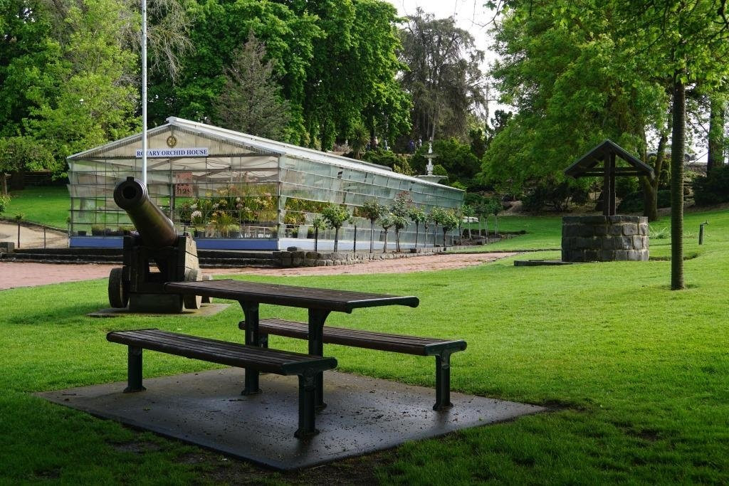 Alexandra Gardens-亚拉拉特山必去景点