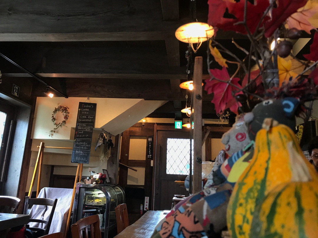 蔵のカフェ＋ギャラリー 灯環