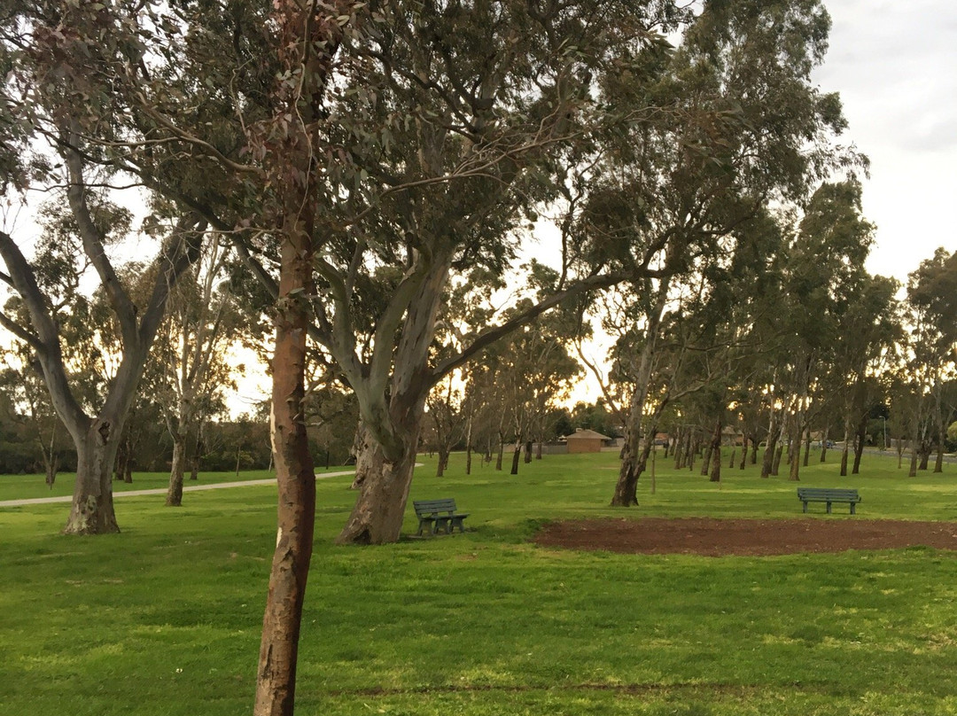 Gunns Road Reserve-Endeavour Hills必去景点