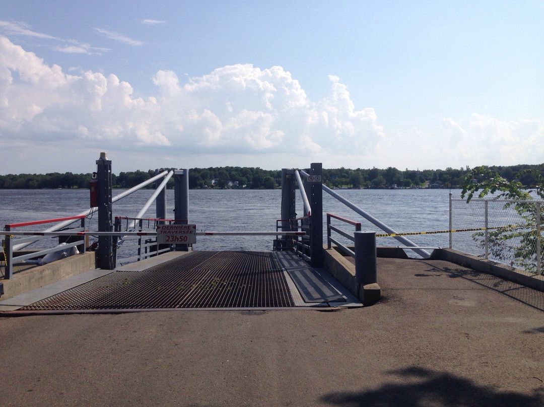 Traversier le Passeur Canal Carillon-St-André-d'Argenteuil必去景点