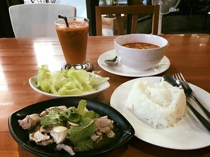 92 Rachadamneon主图