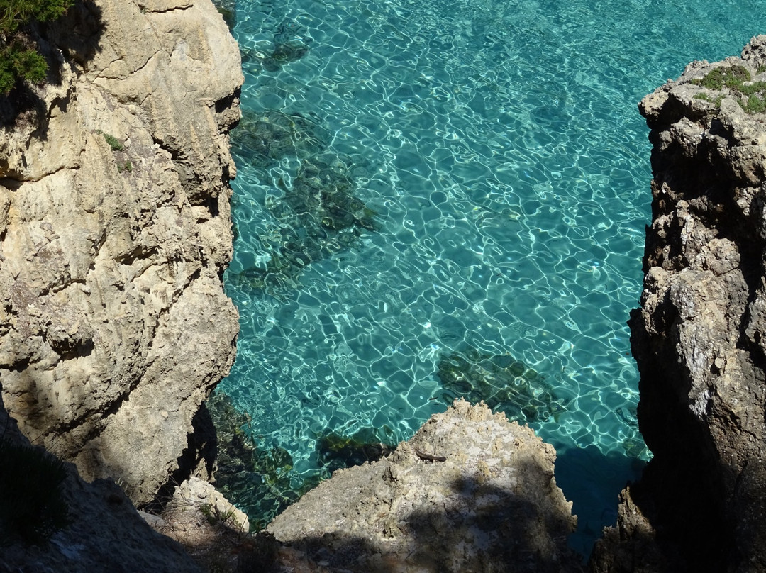 Cala Fustam-Migjorn Gran必去景点