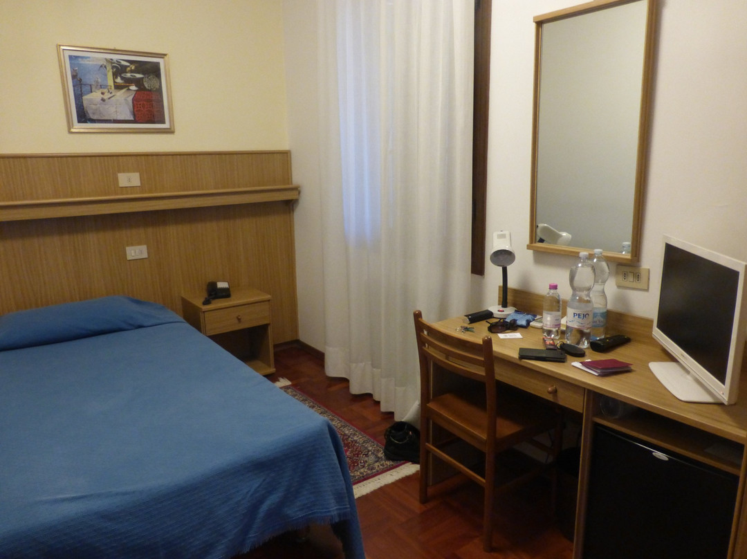 Tezze酒店住宿-多托餐厅酒店