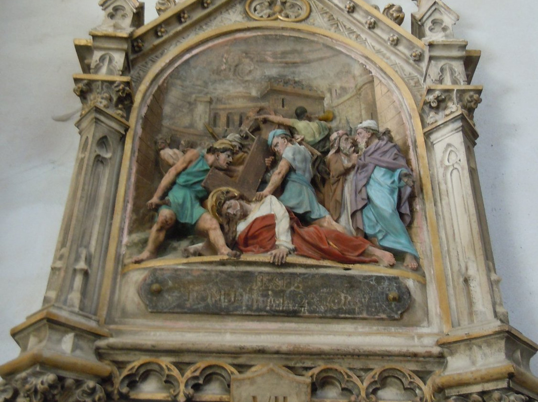 Eglise Saint Barthélémy-Prayssac必去景点