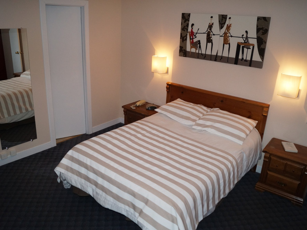 Hotel les IRIS主图