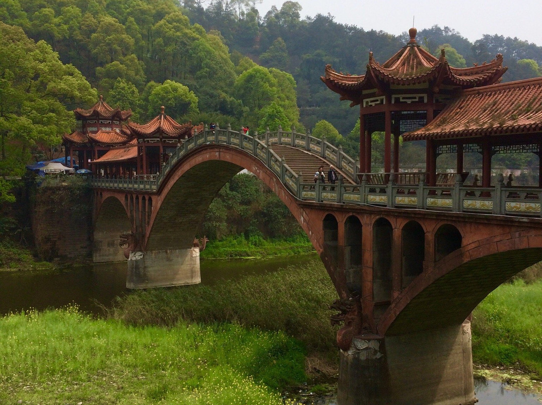 乐山大桥景点图片