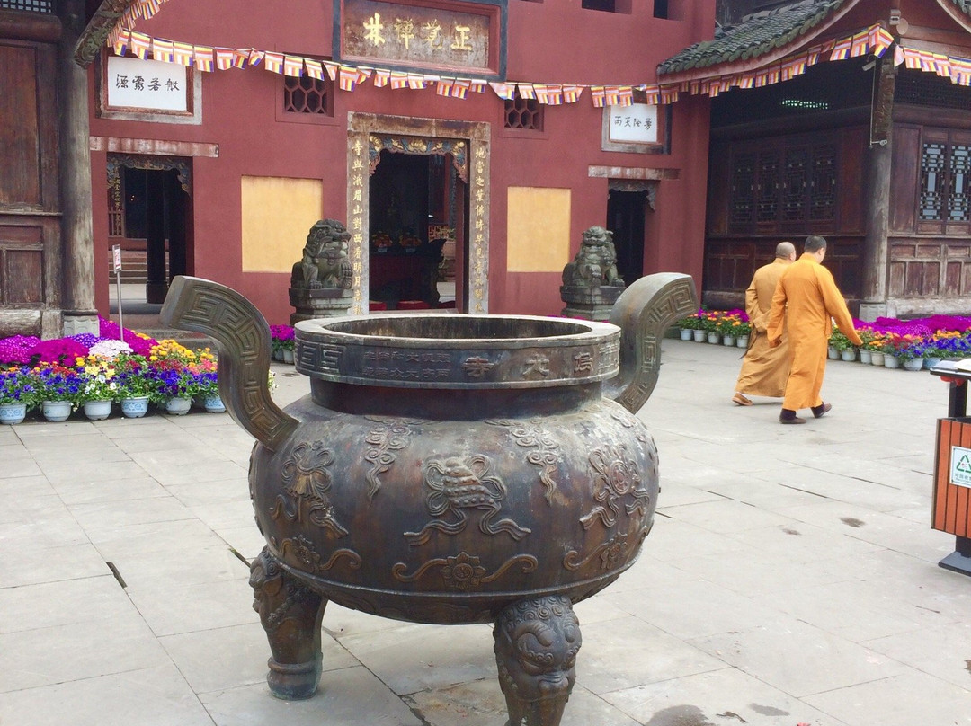 乌尤寺景点图片