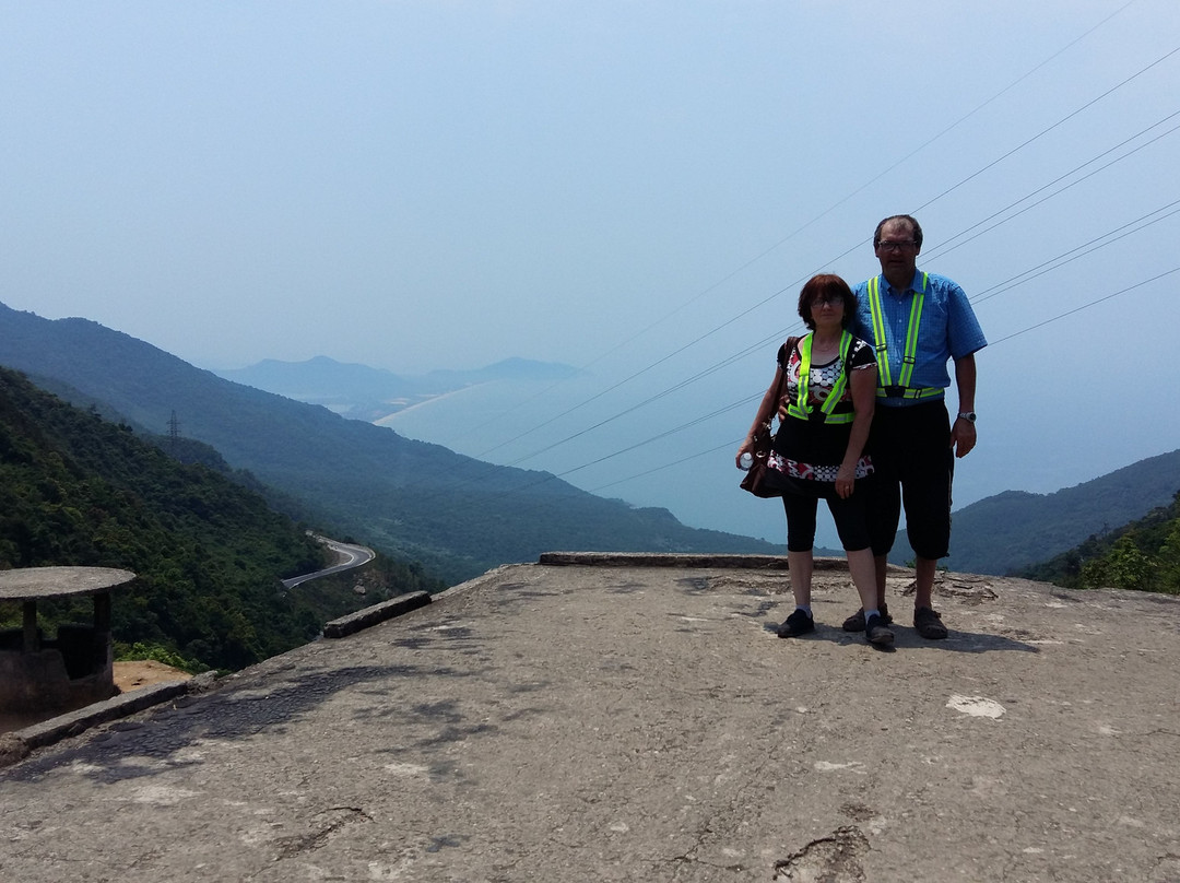 Hamburger Hill Riders - Day Tours景点图片