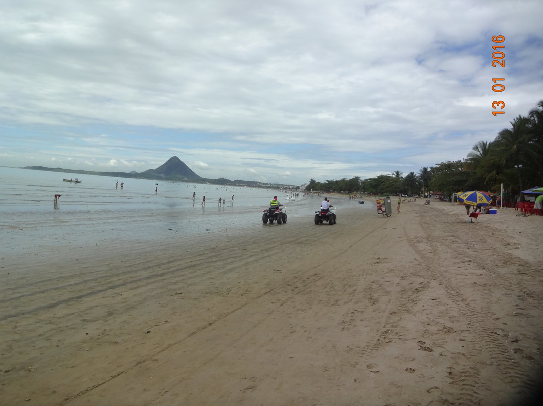 Praia Acaiaca景点图片