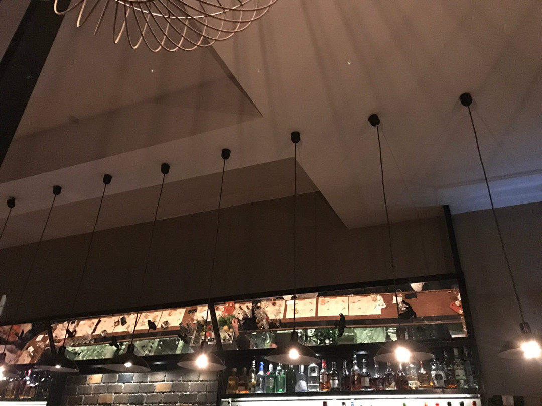 The Next Whiskey Bar-贝鲁特必去景点