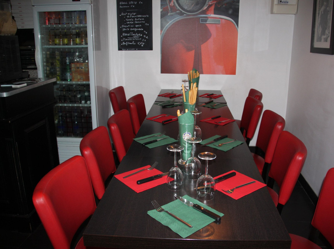 Vedene餐馆和美食-La CioiA