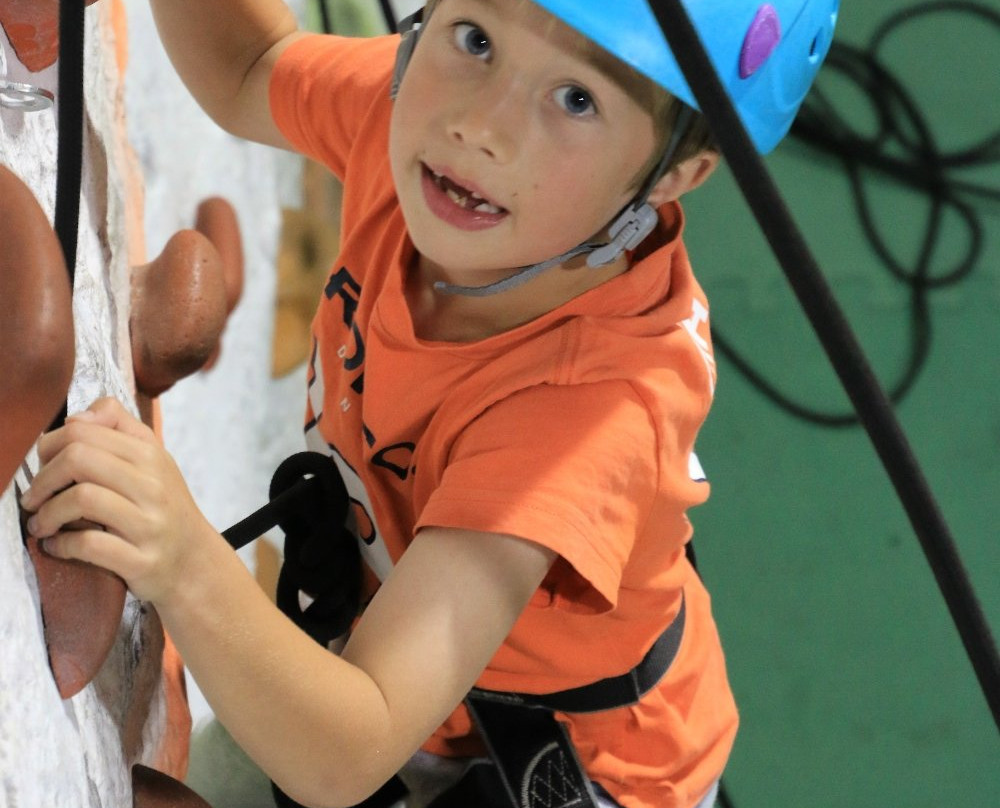 Evolution Climbing景点图片