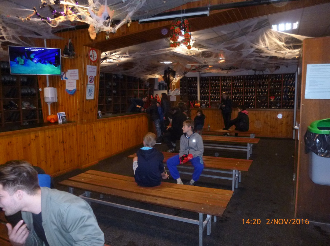 Ice Skating Poseidon-Woluwe-Saint-Lambert必去景点