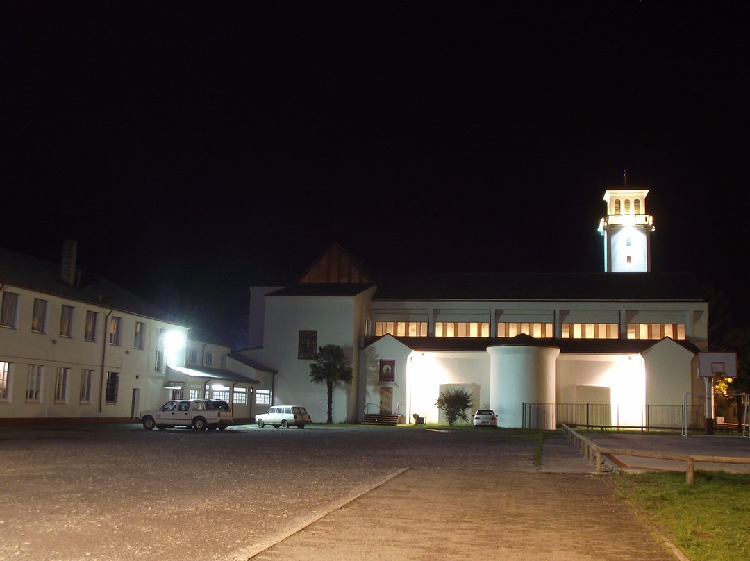 Catedral de Villarrica-比亚里卡必去景点