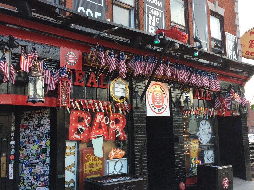 Eli Cannon's-米德尔敦必去景点