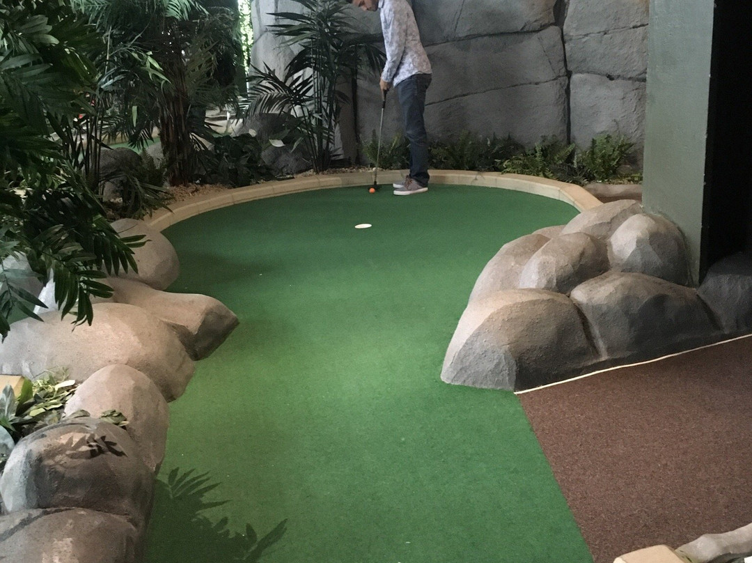 Rainforest Adventure Golf-邓德拉姆必去景点