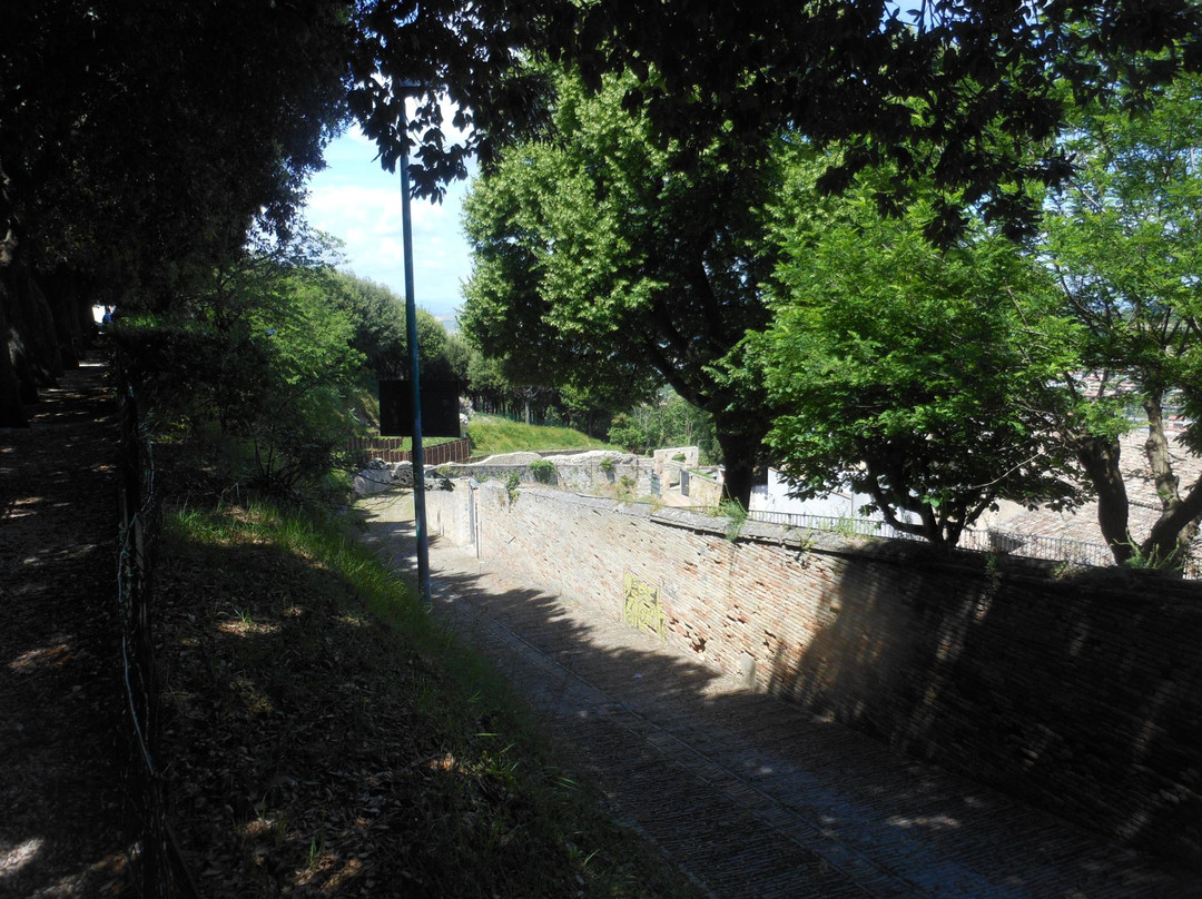 Via del Teatro Antico-费尔莫必去景点