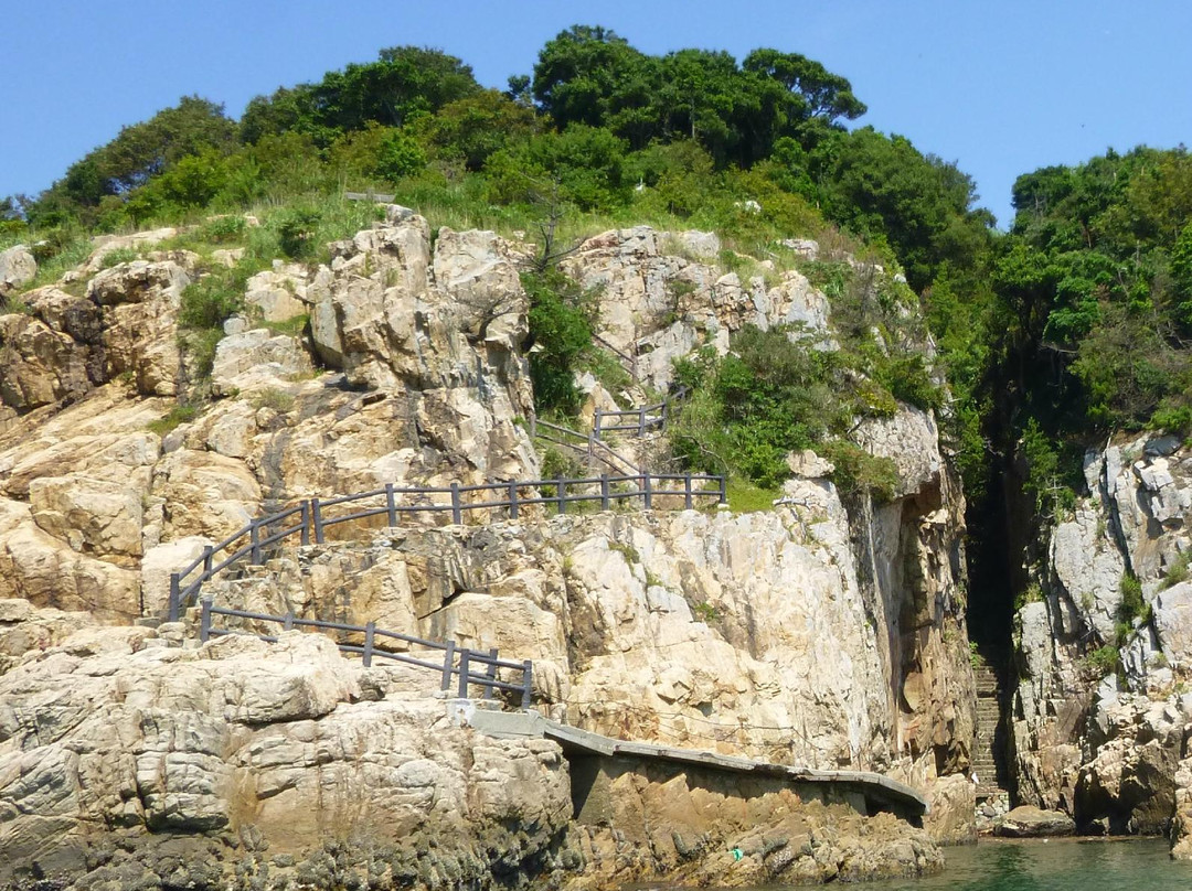 Kanzaburo Dokutsu Cave景点图片