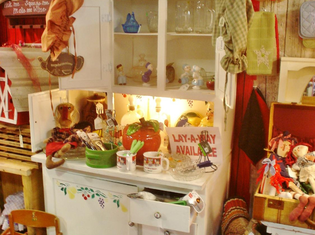 Flea Traders Paradise Flea Market-塞维尔维尔必去景点