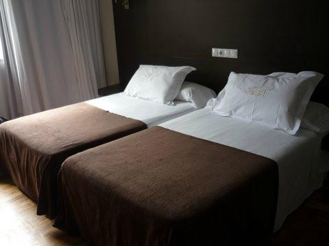 萨里亚酒店住宿-Roma Hotel