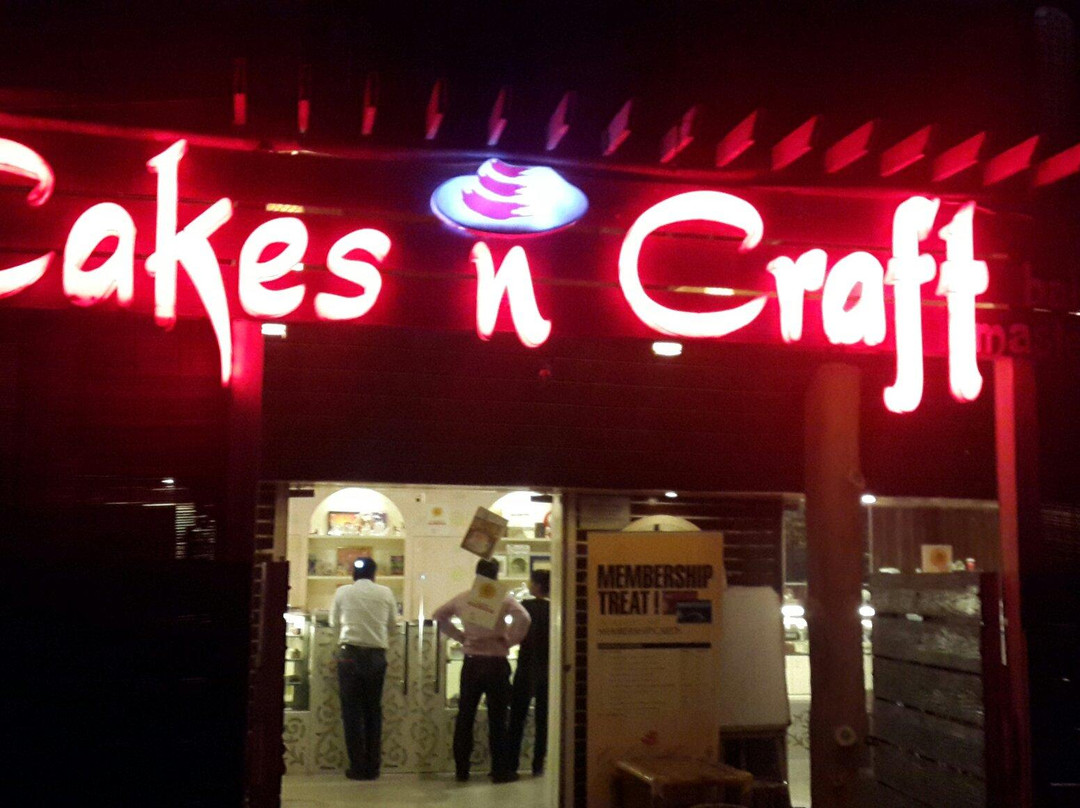 Cakes & Craft