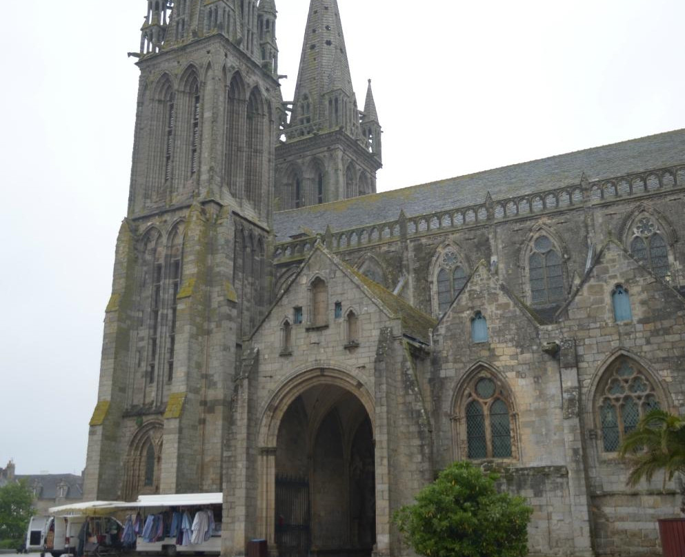 Cathédrale Saint-Paul-Aurelien-Saint-Pol-de-Leon必去景点